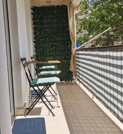 Apartment Homey