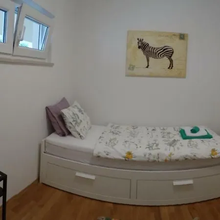 Homey Apartment *